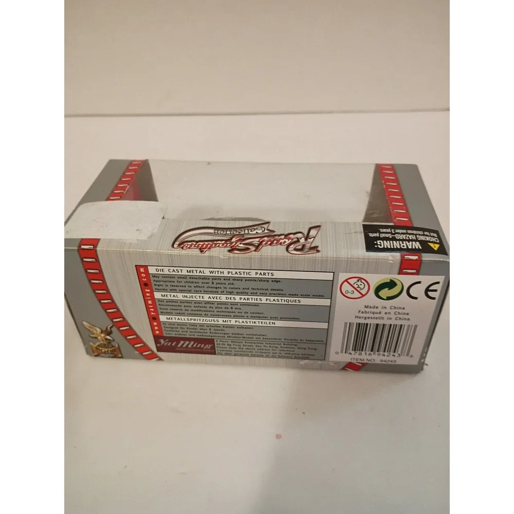 Road Signature 1968 Shelby GT 500-KR DieCast 1:43 Scale Silver Collector Edition